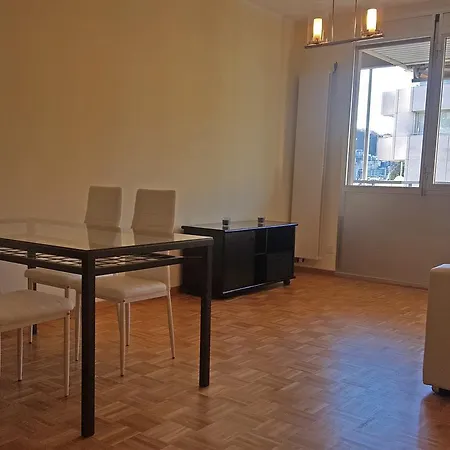 Riva Caccia Apartment *